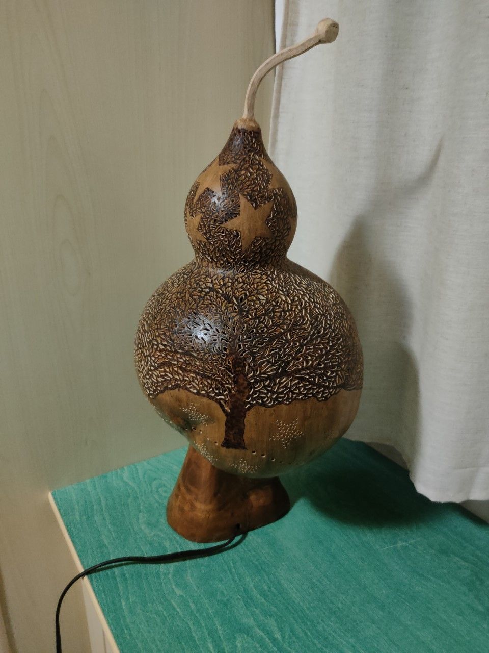 lampara buho artesanal tallada en calabaza
